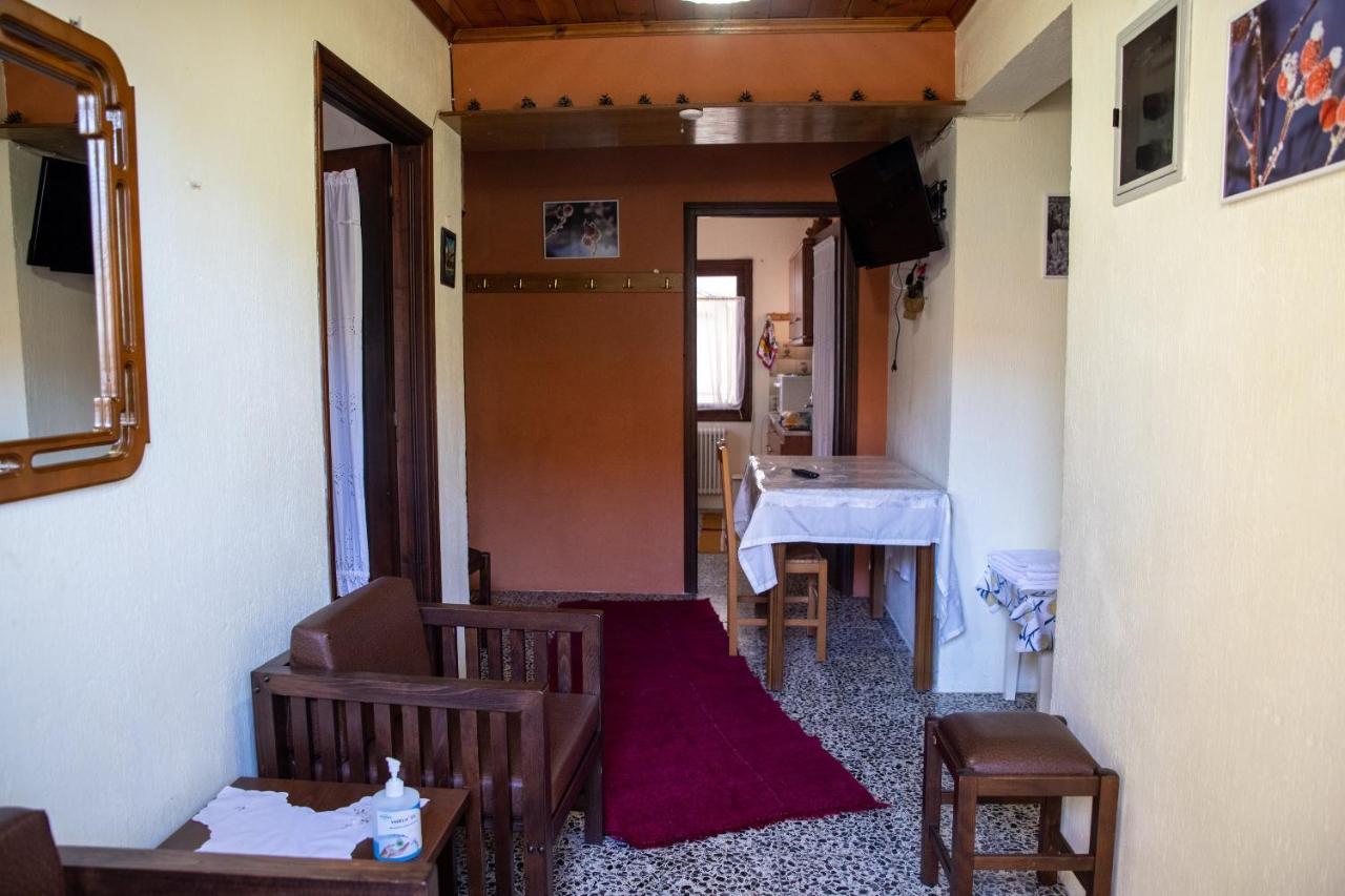 Ενοικιαζόμενα Δωμάτια Μπρίζης Ελάτη Εξωτερικό φωτογραφία